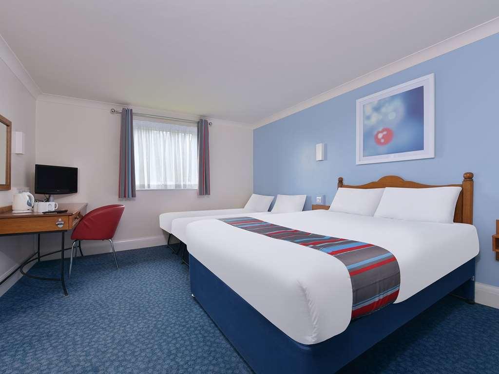 Travelodge Walton On Thames Walton-on-Thames Quarto foto
