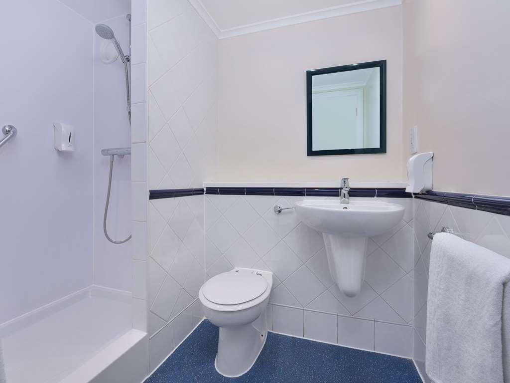 Travelodge Walton On Thames Walton-on-Thames Quarto foto