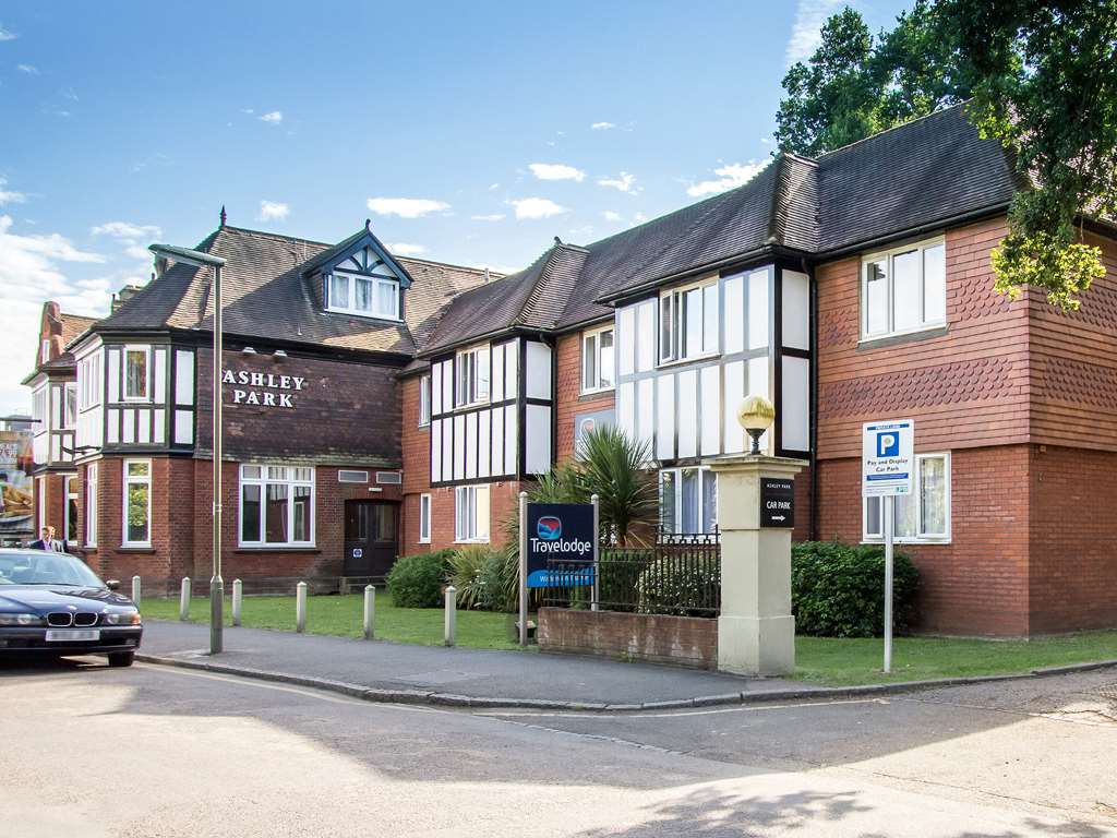 Travelodge Walton On Thames Walton-on-Thames Exterior foto