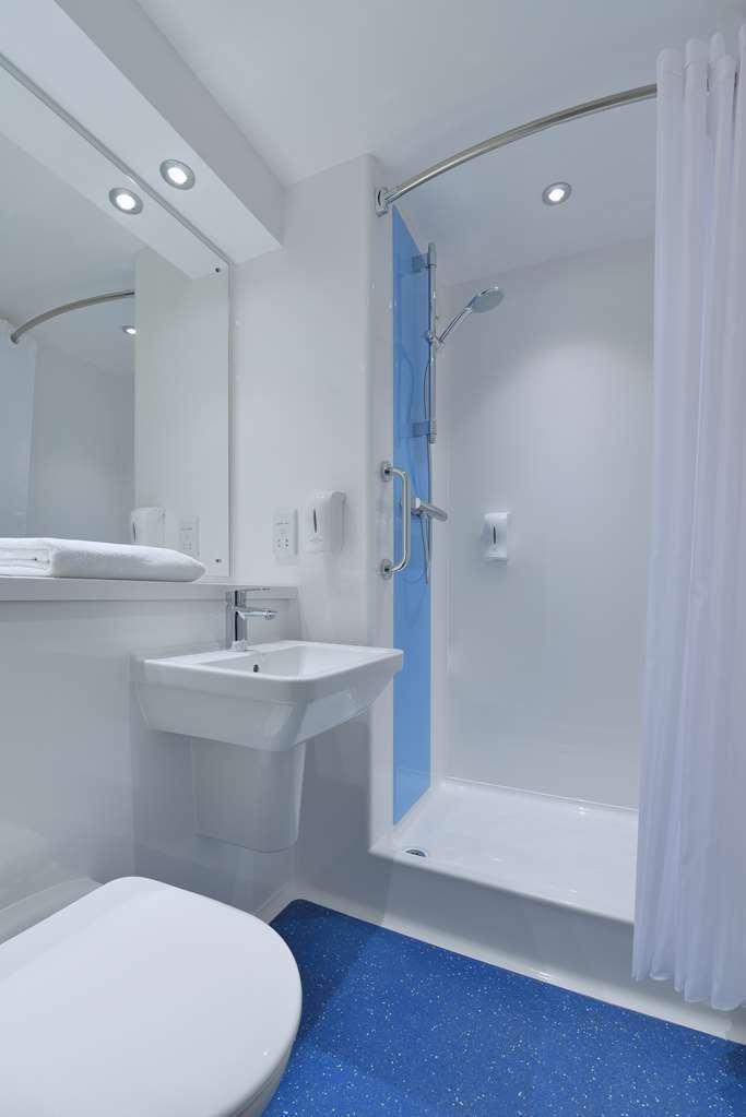 Travelodge Walton On Thames Walton-on-Thames Quarto foto