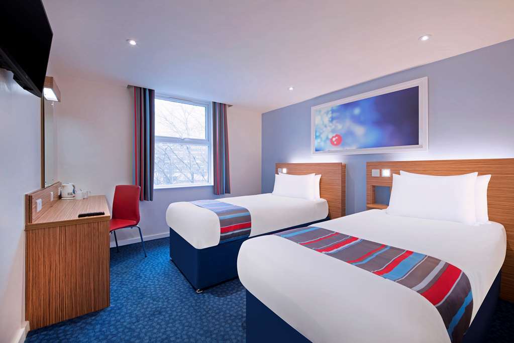 Travelodge Walton On Thames Walton-on-Thames Quarto foto